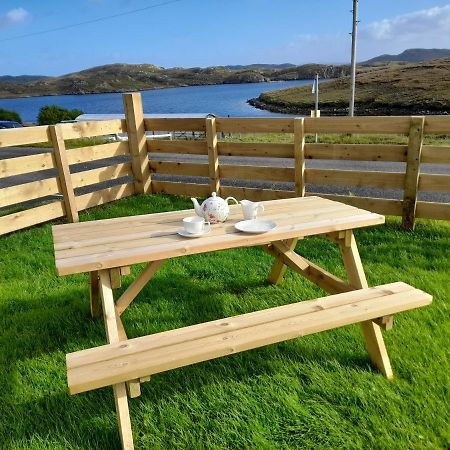 Oystercatcher Guest House B&B Cairisiadar Esterno foto